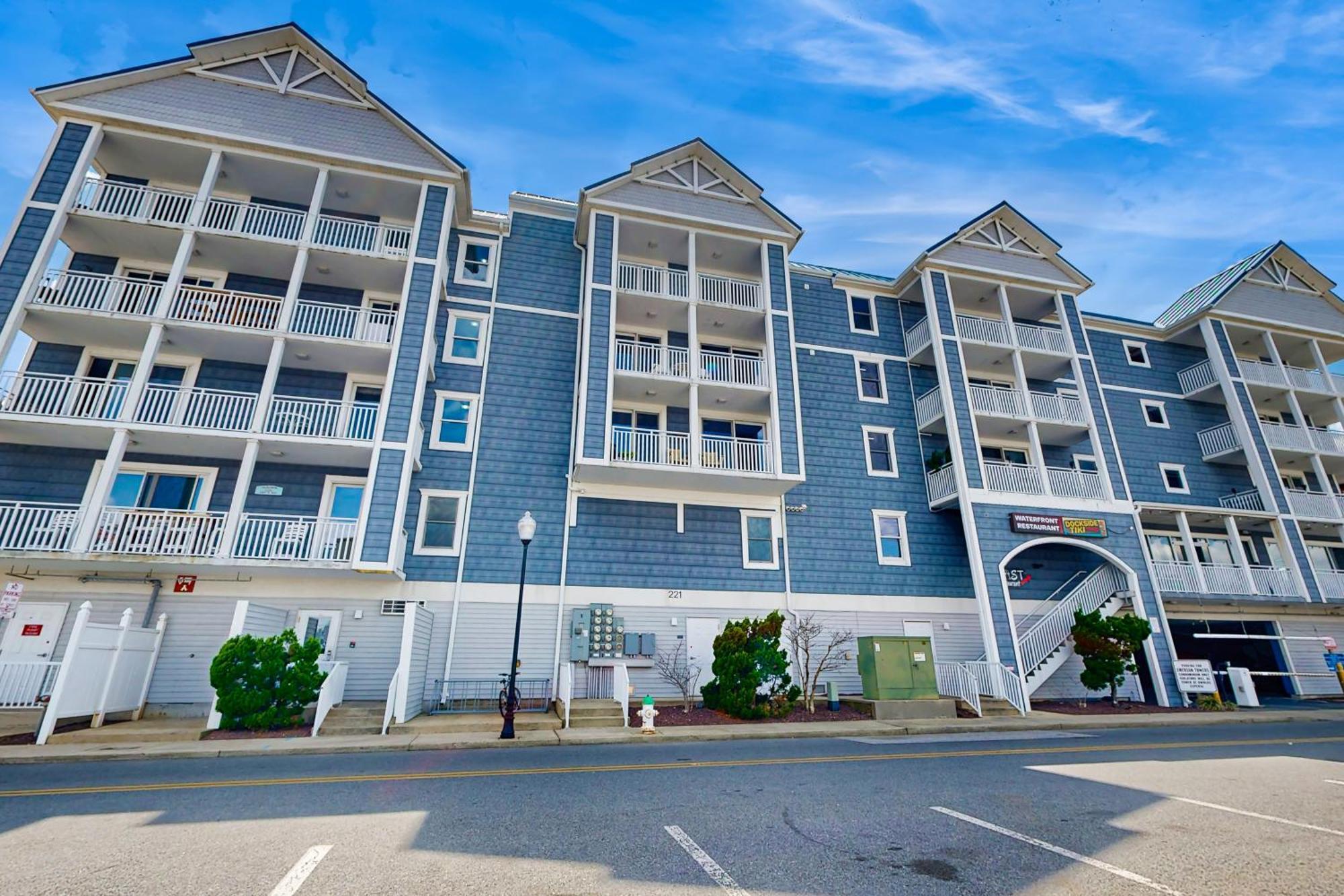 Emerson Towers Ocean City Room photo